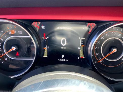 Used 2023 Jeep Wrangler Unlimited Rubicon AWD/4WD image 24