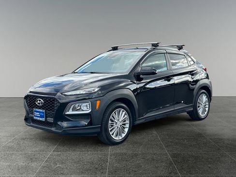 Certified 2021 Hyundai Kona SEL w/ Cargo Package image 3