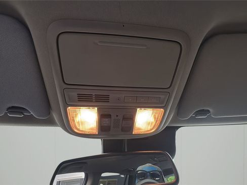 Used 2016 Honda Pilot Touring image 21