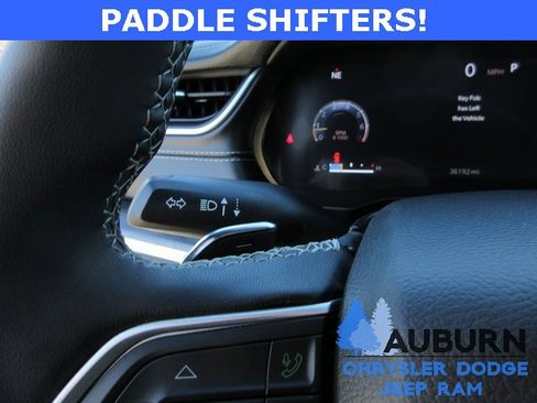 Used 2024 Jeep Grand Cherokee Limited image 18