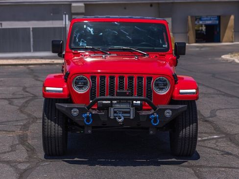 Used 2022 Jeep Wrangler Unlimited Sahara w/ Cold Weather Group image 2