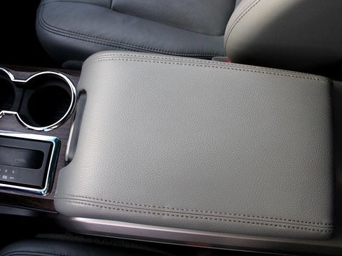 Used 2014 Ford F150 Lariat w/ Equipment Group 501A Mid image 21