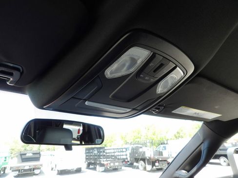 Used 2021 RAM 5500 Tradesman w/ Chrome Appearance Group image 24