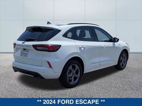 Certified 2024 Ford Escape ST-Line w/ Tech Pack #1 FWD image 5