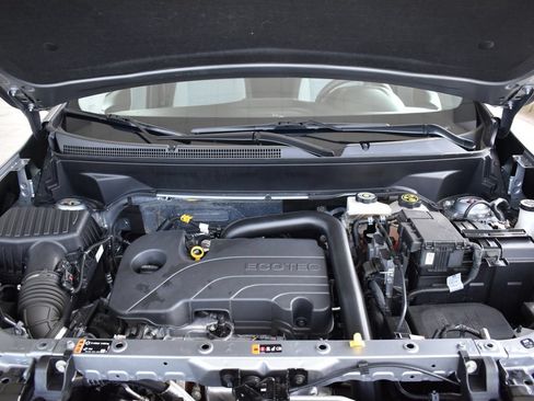 Used 2024 Chevrolet Equinox LT FWD image 13