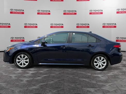 Used 2025 Toyota Corolla LE FWD image 8