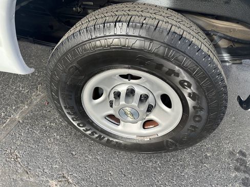 Used 2020 Chevrolet Express 2500 w/ Enhanced Convenience Package image 10