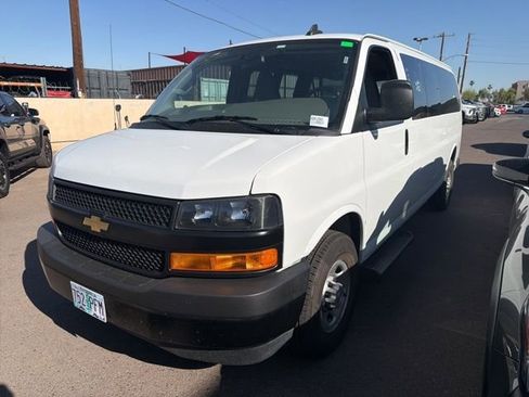 Used 2023 Chevrolet Express 3500 LS image 5