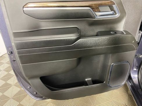 Used 2024 GMC Sierra 1500 Elevation image 14
