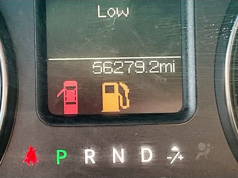 Used 2022 RAM 1500 Classic SLT image 12