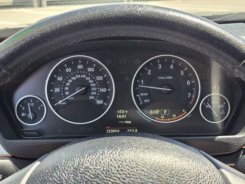 Used 2013 BMW 320i Sedan RWD image 26