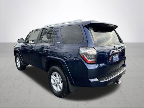 Used 2018 Toyota 4Runner SR5 Premium image 9