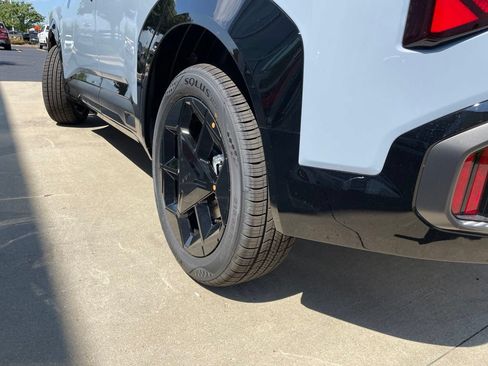 New 2027 Kia Seltos X-Line S AWD/4WD image 17