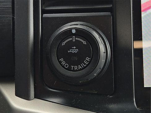 Used 2021 Ford F150 XLT w/ Equipment Group 302A High image 15