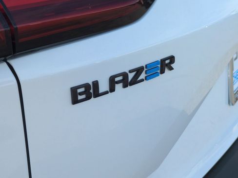 New 2026 Chevrolet Blazer EV LT FWD image 31