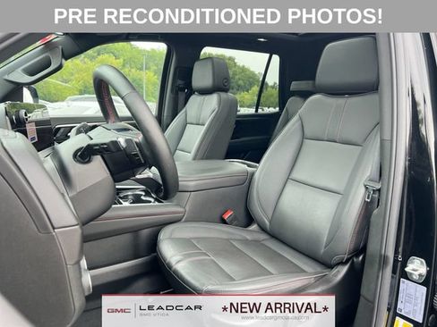 Used 2025 Chevrolet Tahoe RST w/ Comfort Package AWD/4WD image 20
