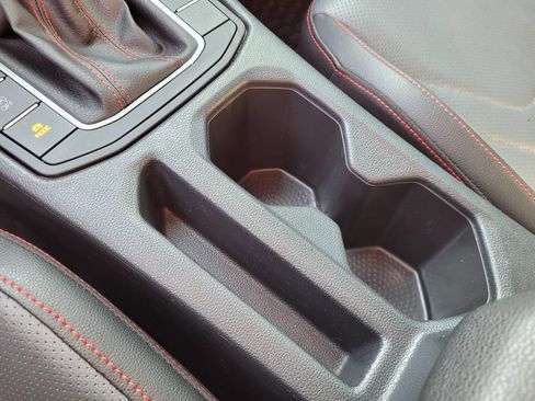 Used 2025 Volkswagen Jetta GLI Autobahn FWD image 18