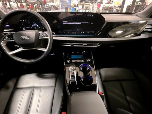 Used 2025 Audi A5 2.0T Premium w/ Convenience Package AWD/4WD image 15
