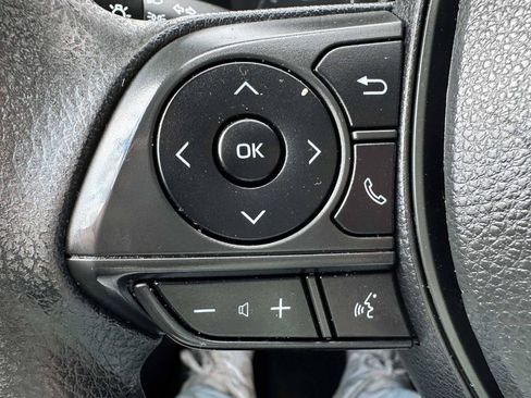 Used 2021 Toyota Corolla LE FWD image 20