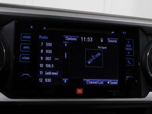 Used 2017 Toyota Tacoma Limited image 52