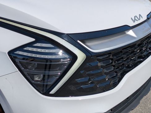 Used 2024 Kia Sportage EX image 10