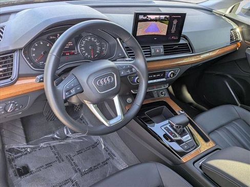 Used 2021 Audi Q5 2.0T Premium w/ Convenience Package AWD/4WD image 10