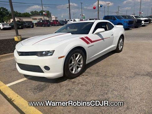 Used 2015 Chevrolet Camaro LS RWD image 3
