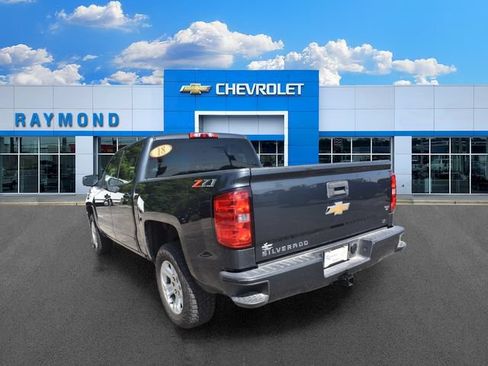Used 2018 Chevrolet Silverado 1500 LT w/ All Star Edition AWD/4WD image 5