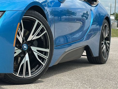 Used 2015 BMW i8 AWD/4WD image 3