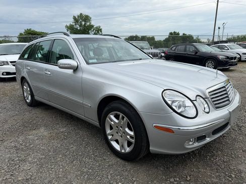 Used 2004 Mercedes-Benz E 320 4MATIC Wagon image 3