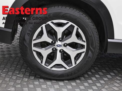 Used 2022 Subaru Forester Premium AWD/4WD image 33