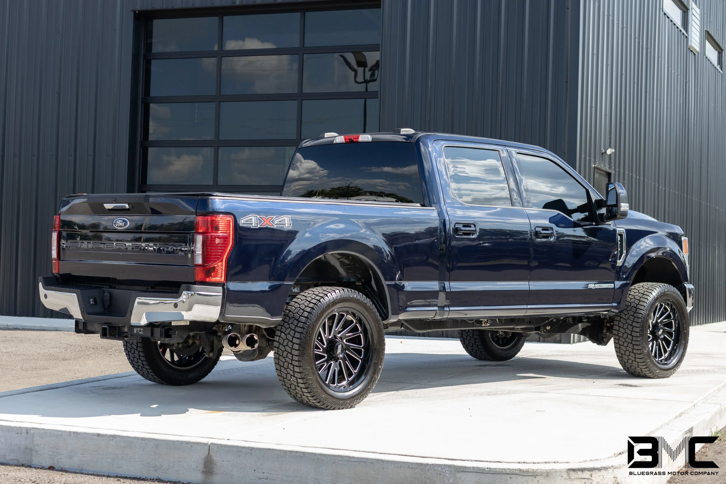 Used 2022 Ford F250 Lariat w/ Lariat Value Package AWD/4WD image 11