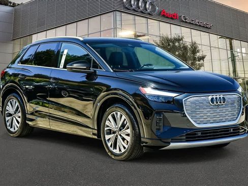 Used 2023 Audi Q4 e-tron Premium w/ Premium Plus RWD image 5