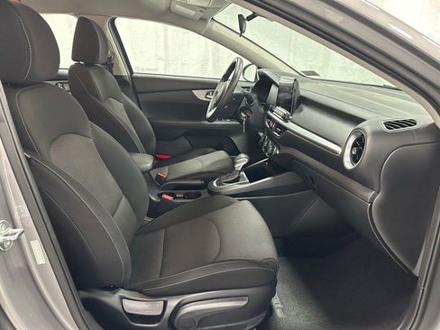 Used 2024 Kia Forte LXS image 53