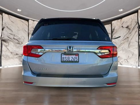 Used 2018 Honda Odyssey EX-L image 7