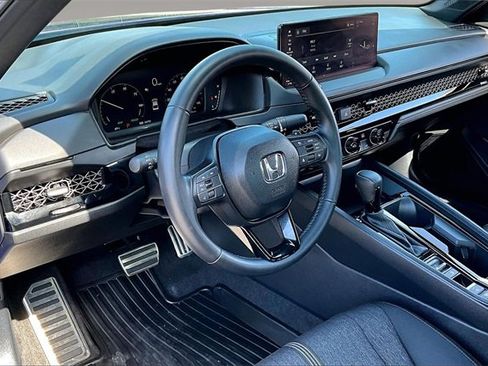 Used 2024 Honda Accord Sport image 16