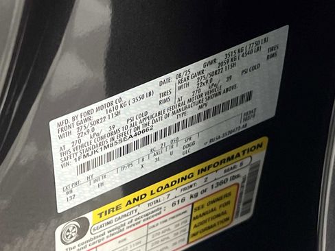 Used 2025 Ford Expedition Max Platinum w/ Driver's Package image 37