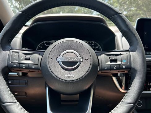 Certified 2023 Nissan Rogue SL FWD image 26