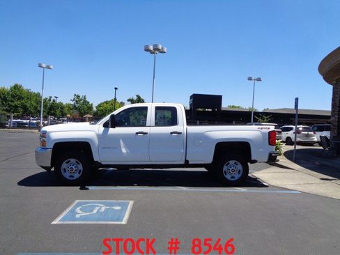 Used 2017 Chevrolet Silverado 2500 W/T AWD/4WD image 2