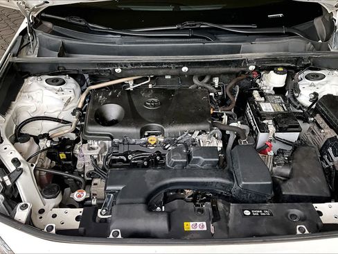 Used 2023 Toyota RAV4 LE FWD image 32