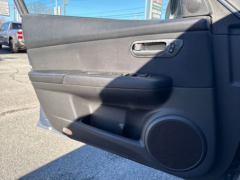 Used 2011 MAZDA MAZDA6 i Sport image 13