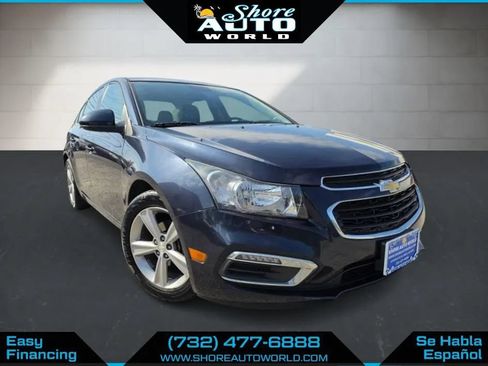 Used 2015 Chevrolet Cruze LT FWD image 3
