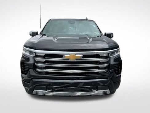 Used 2026 Chevrolet Silverado 1500 High Country AWD/4WD image 2