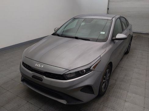 Used 2024 Kia Forte LXS FWD image 15