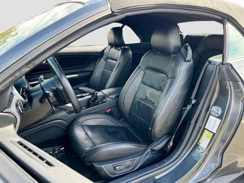 Used 2018 Ford Mustang Premium w/ Equipment Group 201A image 21