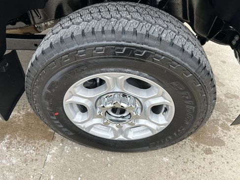 New 2026 Ford F250 XLT w/ FX4 Off-Road Package image 28