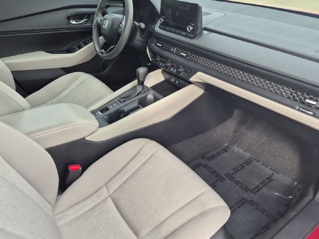 Used 2024 Honda Accord EX image 32