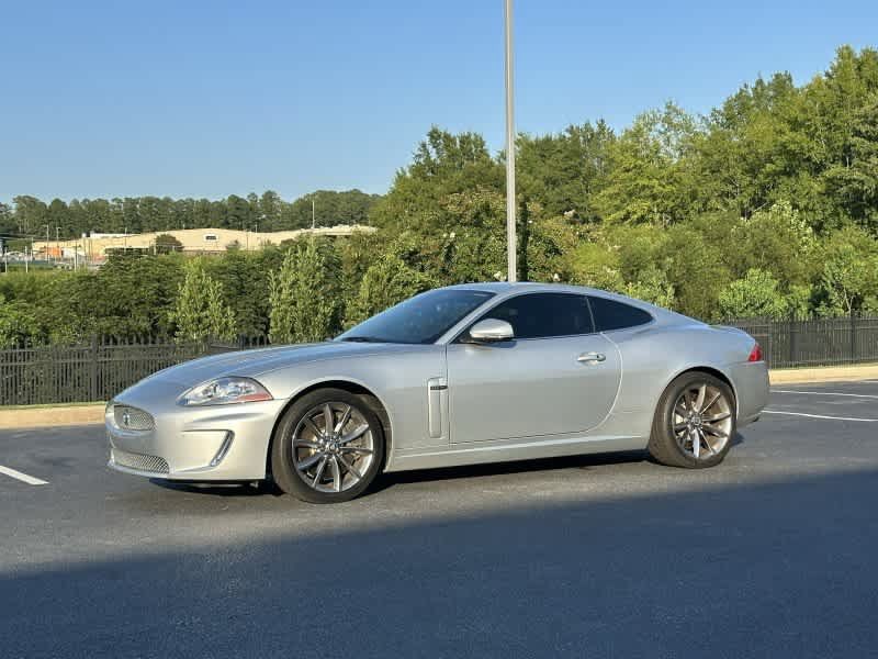 Used 2011 Jaguar XK R RWD image 3