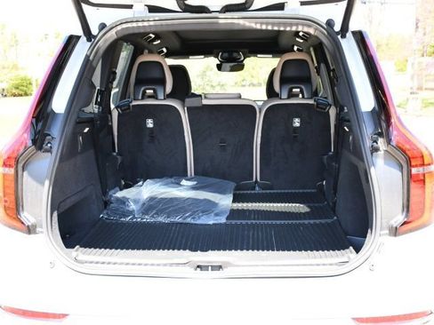 New 2026 Volvo XC90 B6 Ultra w/ Protection Package AWD/4WD image 27