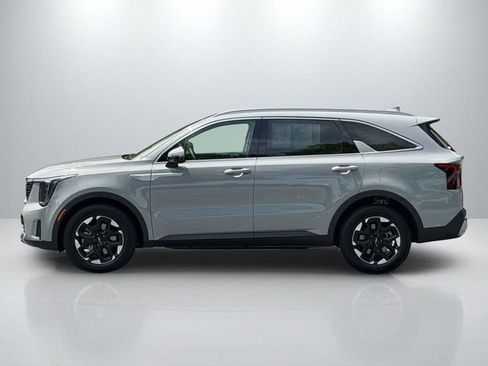 Certified 2025 Kia Sorento S w/ Panoramic Sunroof Package FWD image 4
